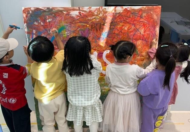 "아이들의 상상력 자극" 강동구, 체험형 테마놀이터 '키즈 헌터스' 운영