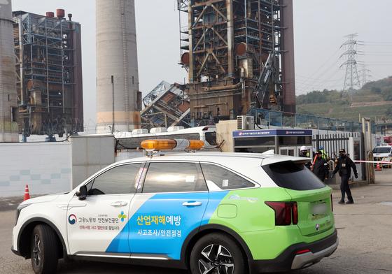 "철골 자르다 흔들렸거나 기울어졌거나…" 울산화력 붕괴사고 원인은?