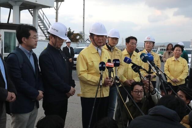 울산 온 정청래 "붕괴사고 매몰자 빠른 구조·가족 지원 최선" 