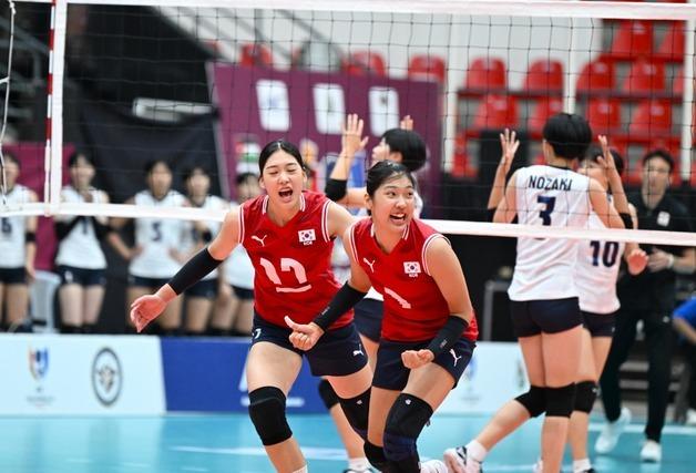 U16 여자배구, 일본에 3-2 역전승…아시아선수권 결승 진출