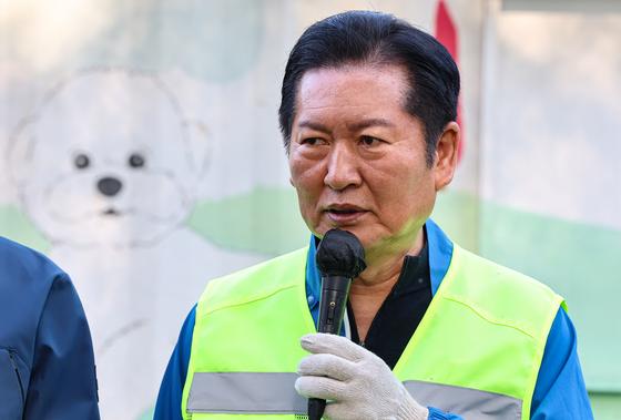 100일회견 대신 봉사활동 택한 정청래…'로키' 행보