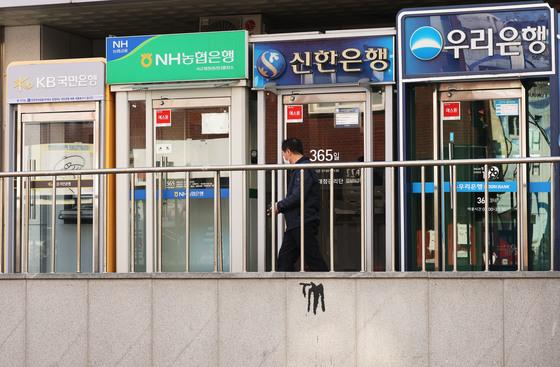 주담대 막히자 '신용대출'…빚투에 '마통' 이달들어 1.1조 급증