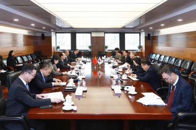 노재헌 주중대사, 中상무차관 접견…"한중 정상회담 후속 논의"