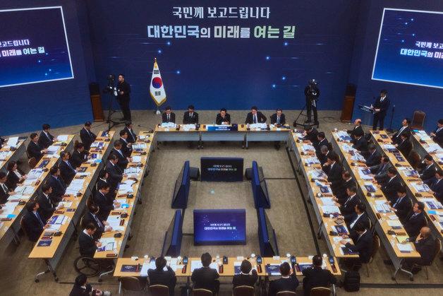 업무보고 관심 모은 '콩GPT 국장'…송미령 장관 "답변 일부 오류"