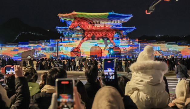 [뉴스1 PICK]빛으로 물든 서울… ‘2025 서울윈터페스타’ 12일 개막