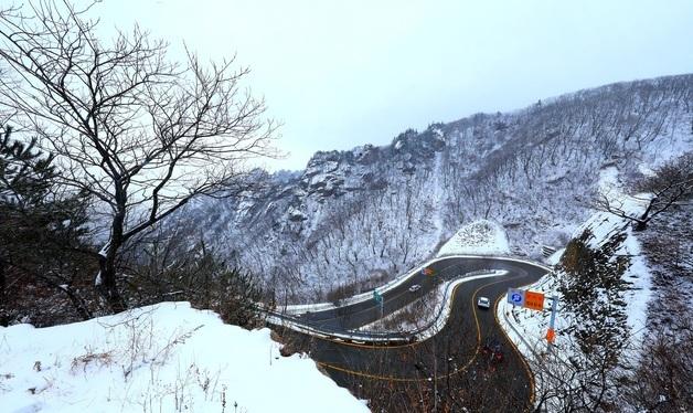 눈 쌓인 인제 한계령