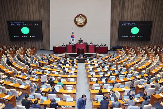 '경찰관직무직행법' 상정, 野 필리버스터 돌입…첫 주자 서범수
