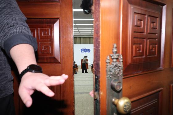 [단독] 與 '내란전판법' 재수정…"재판부 구성 위헌소지 더 줄였다"