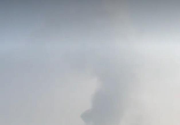 [단독] 北 신의주에 치솟은 검은 연기…'당 위원회 건물'에 큰불