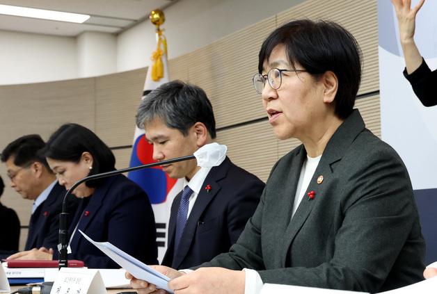 정은경 "탈모·비만 건보 적용 검토…재정 영향 따져 결정"(종합)