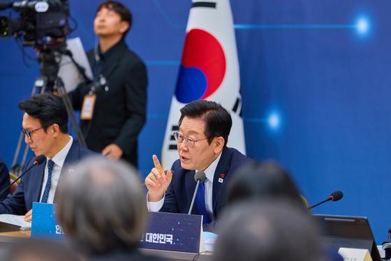 관광에 1조 4879억 투입…문체부, '3천만 외래객·지역 직행' 전환 시동