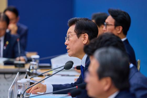 '새만금 카지노' 유치 재점화에…강원 시민단체 "깊은 분노"