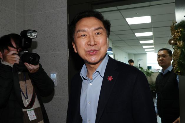  김건희특검 "김기현 조사 필요…18일 절차에 따라 재출석 요청"