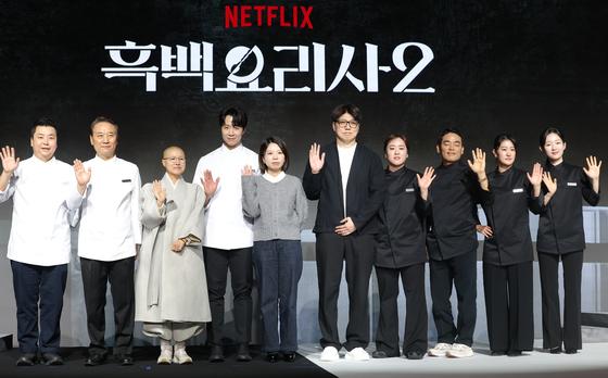 보장된 '흑백요리사' 상품 흥행…'셰프 협업' 늘리는 유통가