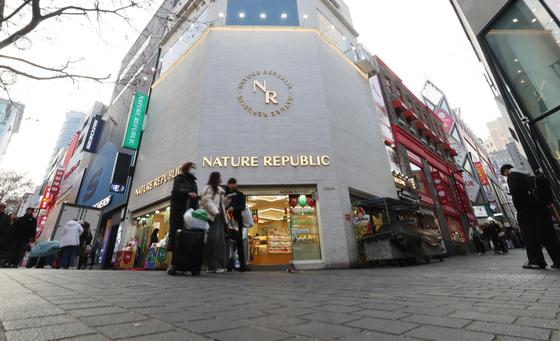 [뉴스1 PICK]명동 네이처리퍼블릭 땅값 최고…이명희 한남동 집 313억 공시가 1위