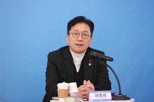 "골목상권 버팀목 돼 주는 협동조합, 정책으로 뒷받침하겠다 "