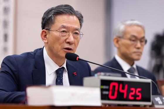 정성호 장관, "가습기 살균제 참사, 손배청구권 소멸 시효 개선"