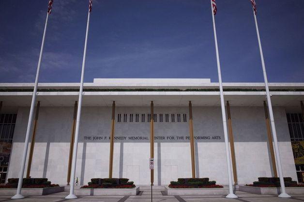 '케네디센터→트럼프-케네디 센터' 개명…백악관 "이사회 만장일치"