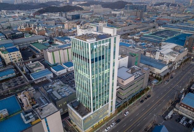 mRNA로 치명적 진드기병 잡는다…CEPI 지원 프로젝트에 에스티팜 참여