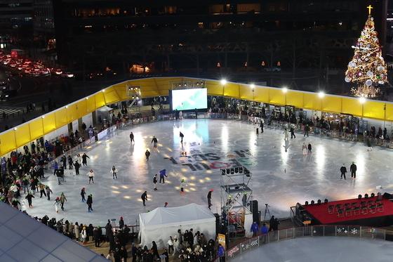 토요일 전국 '겨울비'…일요일 기온 뚝, 빙판 주의(종합)