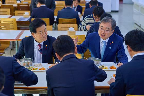 통일부, 주한 美대사관과 대북 정책 협의…대미 소통 채널 개시