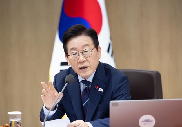 北美 사이 '고심' 깊어진 李 대통령, 비핵화 이어 '종전'도 현안으로 던져