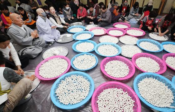 [오늘의 날씨] 대구·경북(22일, 월)…아침 최저 영하 12도 '동지 한파'