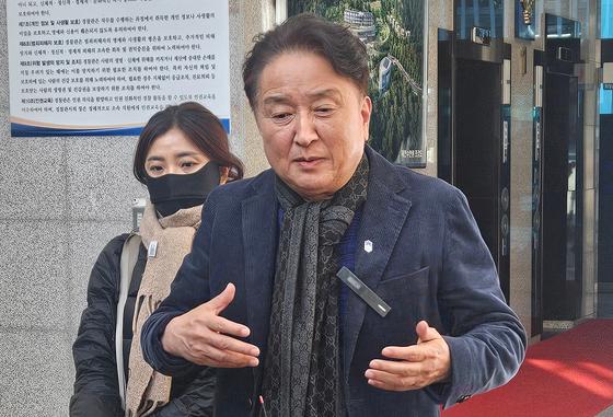 지방선거 영향 줄까 눈치봤던 '김영환 돈봉투 의혹' 수사 속도 낼까