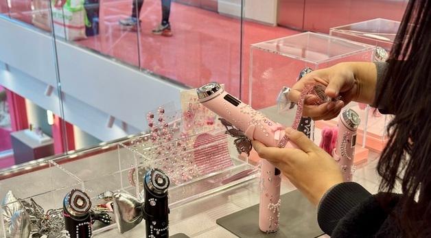 해외서 더 열광하는 '피부 다리미'…K뷰티, 디바이스 라인업 확대