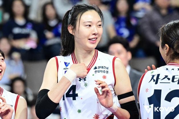 '베테랑' 양효진-김희진이 바라본 현대건설 '상승세'…"기본에 충실" 