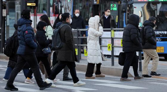 [오늘의 날씨] 강원(23일, 화)…눈 또는 비, 빙판길 주의