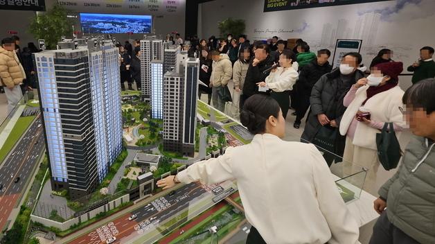 '용인 푸르지오 클루센트' 견본주택 3일간 1만 2000명 몰려