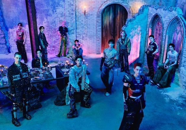 세븐틴, 日 인기 애니 '비스타즈' 주제가 가창…열도 인기 입증