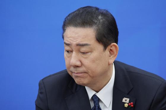 김병기, 대한항공 호텔 숙박권 수수 의혹에 "적절치 못했다"