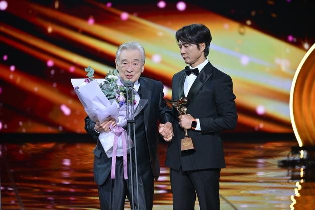 최수종, 故이순재 빈자리 채운다…'KBS 연기대상' 시상자로 참석