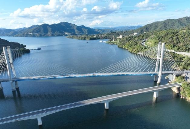 업사이클링 제천 옛 청풍교 이름 '청풍호 바람달정원' 확정