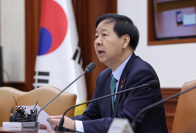 구윤철 "유류세 인하 2개월 연장해 부담 완화…에너지바우처 인상"