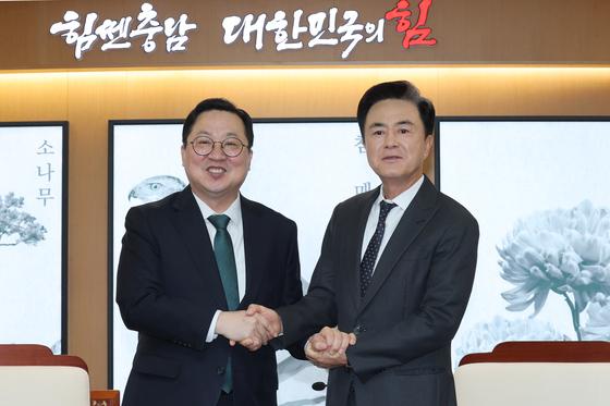 대전·충남 행정통합 회동 갖은 이장우-김태흠