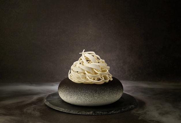 50만원 vs 4900원…크리스마스 케이크 가격 '극과 극'