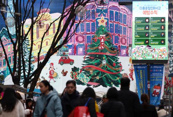 [뉴스1 PICK]"크리스마스 즐길 준비됐나요?" 거리는 연말 분위기 '물씬'