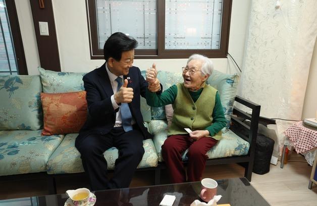 정동영 통일, 연말연시 맞아 고령 이산가족 위로 방문