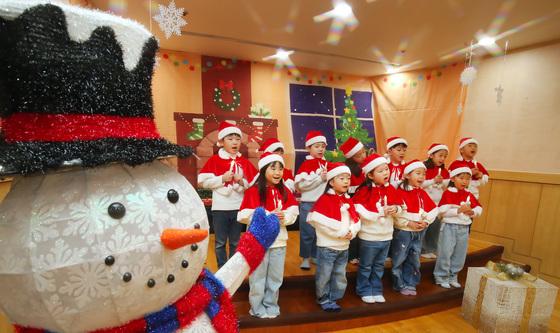 천사들의 캐럴 합창