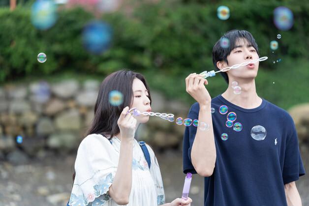 풋풋하고 잔잔한 청춘 멜로…한국판 '오세이사' [시네마 프리뷰]