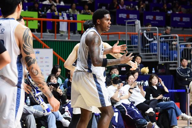 '퇴장 판정 항의' 소노 나이트, 벌금 50만원 징계