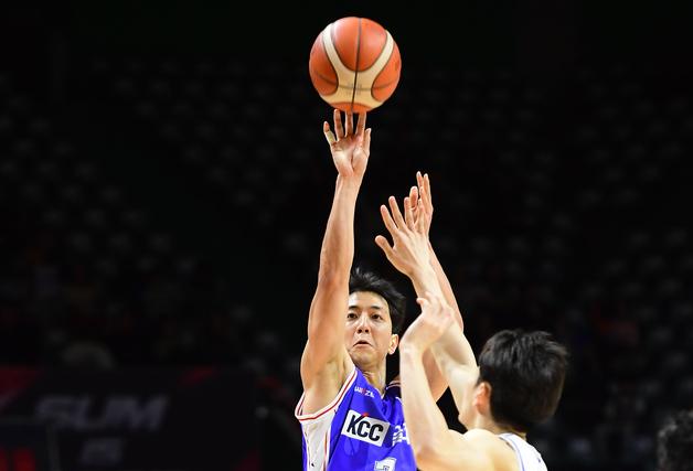 '화력 폭발' KCC, 삼성 꺾고 730일 만에 7연승 질주