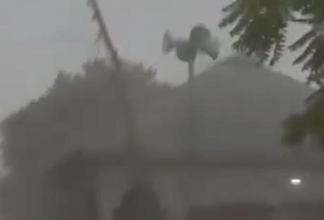 "크리스마스 이브에 참변"…나이지리아 모스크서 폭탄 테러로 7명 사망