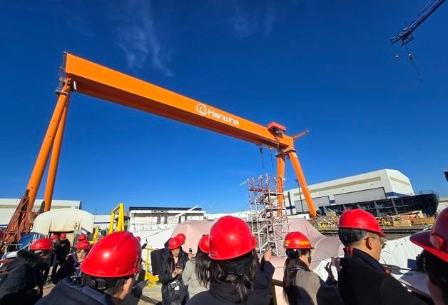 트럼프가 콕 집은 '한화'…美 핵추진잠수함, 필리에서 만든다