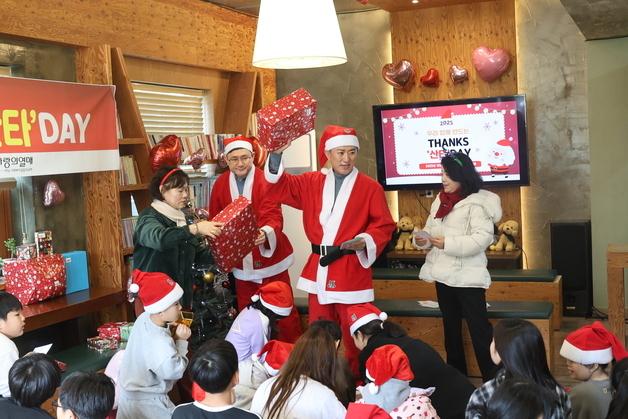 김명진 김대중재단 광주서구지회장, 성탄절 맞아 산타 봉사