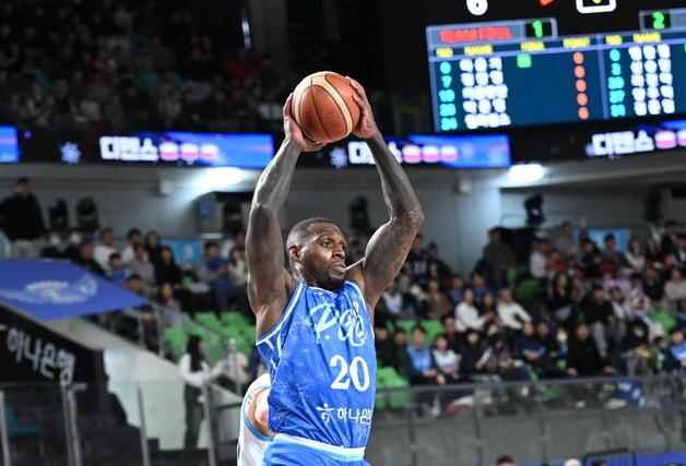 '최하위' 가스공사, 성탄 매치서 KT 제압…소노·DB도 승리(종합)