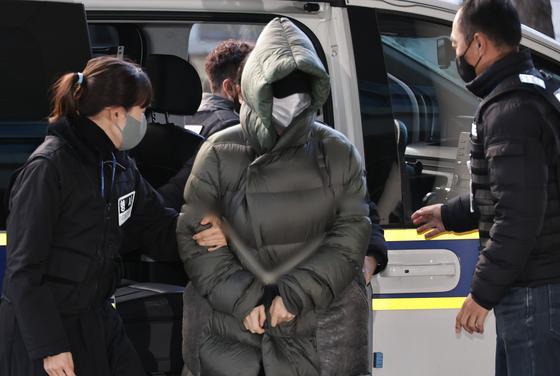 '마약 혐의' 남양유업 3세 황하나 구속영장 발부